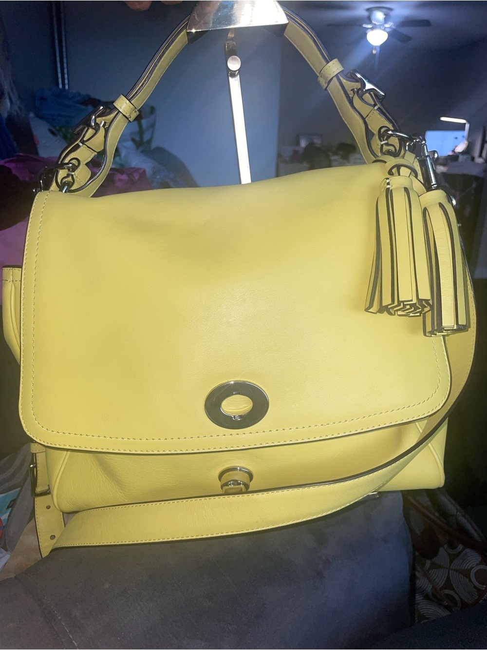 Coach Legacy Glove Tanned Leather Crossbody - Picture 13 of 16